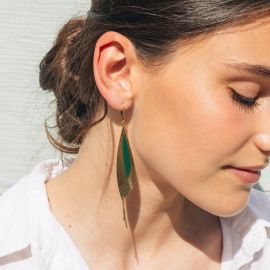 Emerald Hook earrings PÉTALES - Amélie Blaise