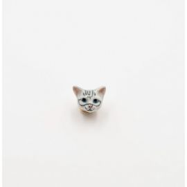 Grey cat pin - 