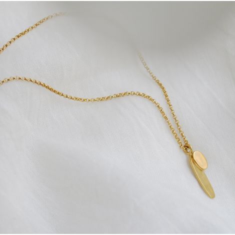 Lilia pendant golden necklace