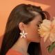 Jasmin flower stud earrings - Nach