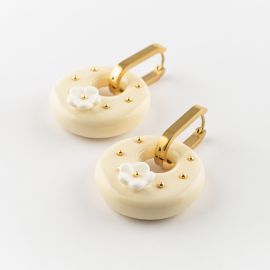 Boucles d'oreilles disque ivoire ornée de sa fleur - Nach