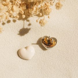 ANGEL HEART stud heart earrings(ecru) - Olivolga Bijoux