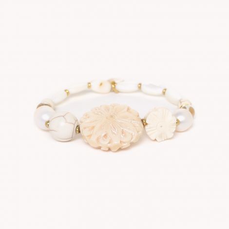 Stretch bracelet with carved bone bead "Pondichery"